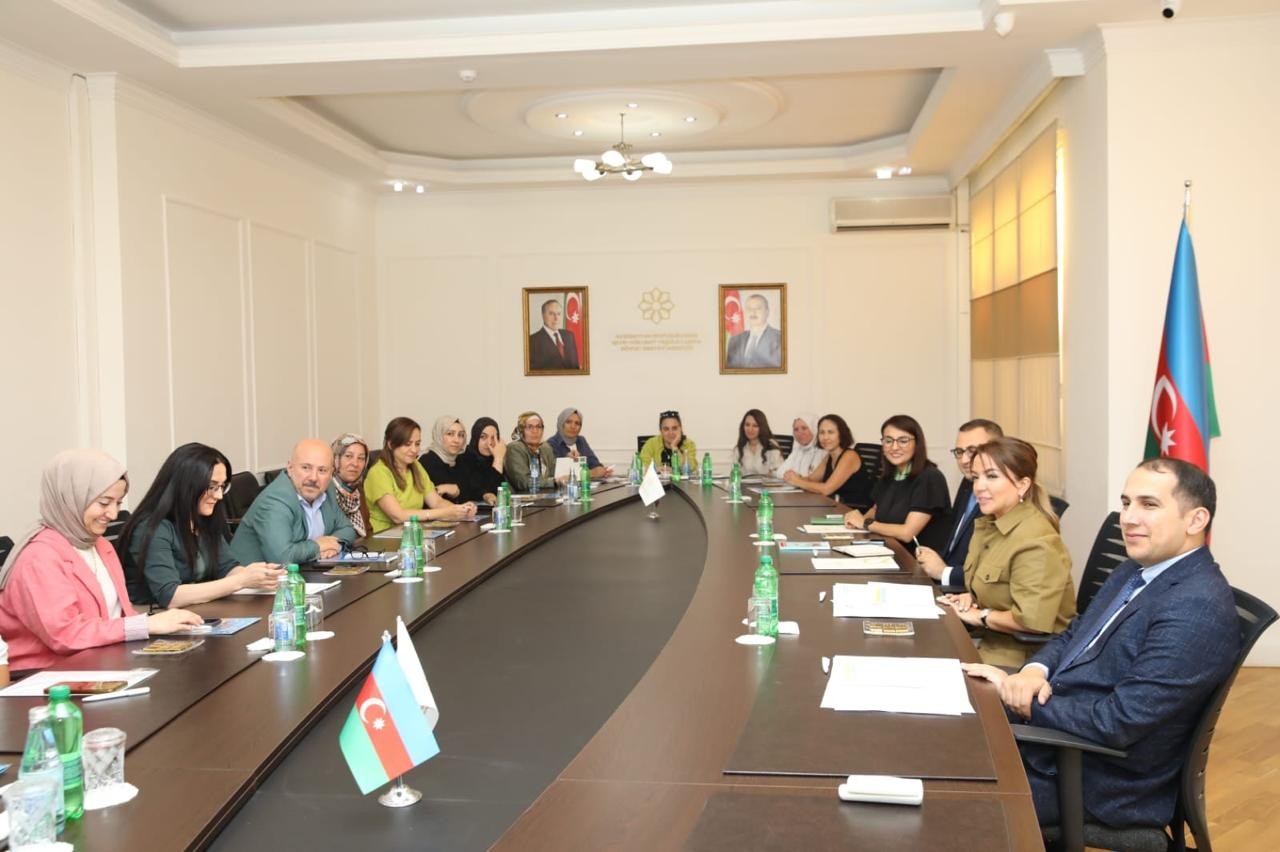 Türkiyə şəhid ailələri Azərbaycanda səfərdədir - FOTOLAR Türkiyə şəhid ailələri Azərbaycanda səfərdədir - FOTOLAR